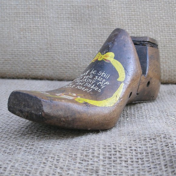 Antique Wood Shoe Form Hand Painted Design - Picture 5 of 16